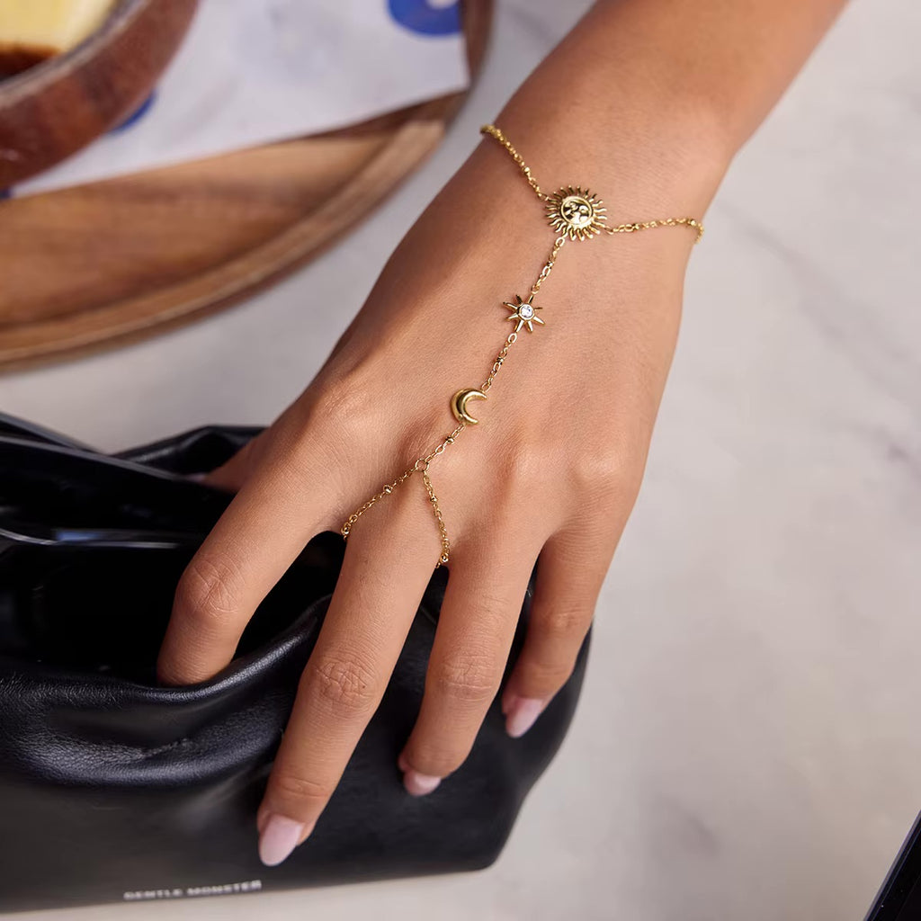 Soluné Hand Chain Bracelet