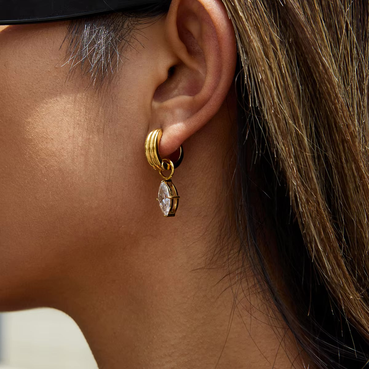 Orélia Drop Earrings