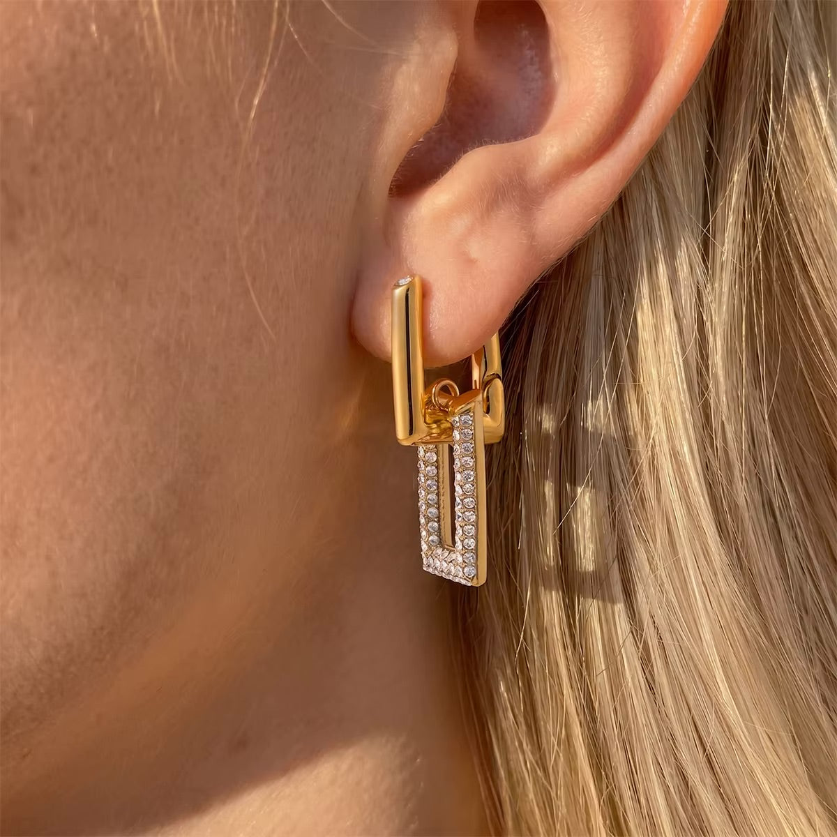 Zelinne Crystal Drop Earrings
