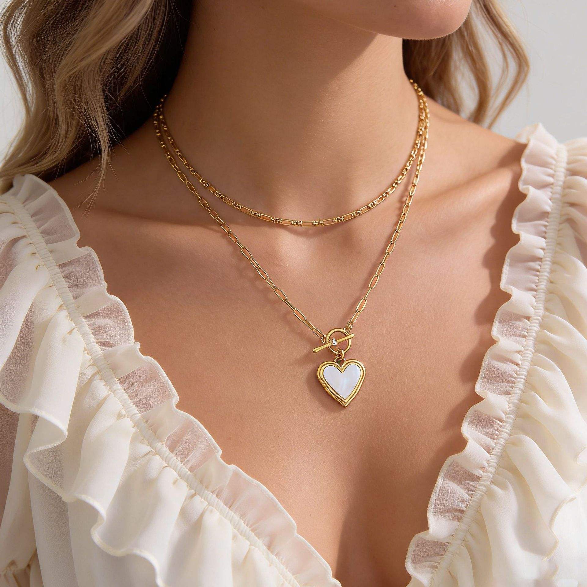 Amora Necklace Set