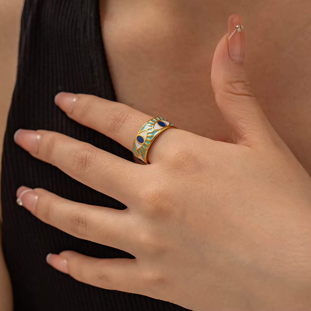 Evora Eye Ring