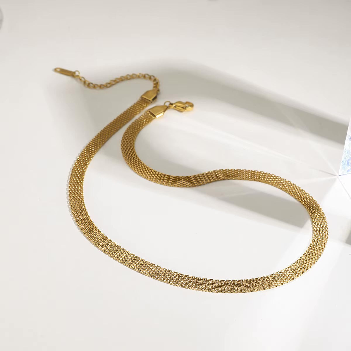 Selinne Mesh Choker Necklace