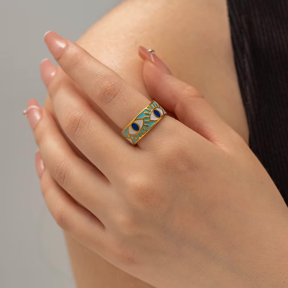 Evora Eye Ring