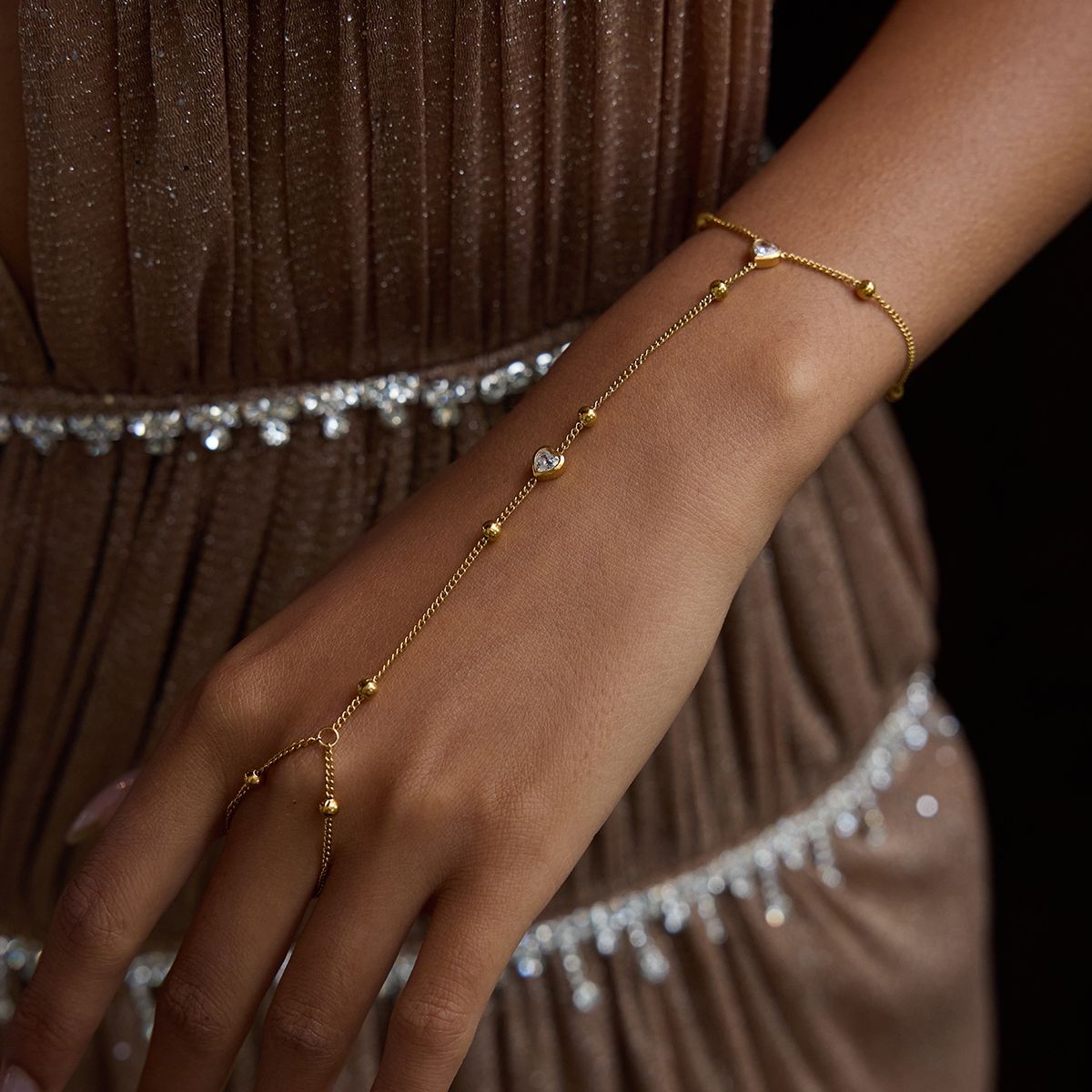 Serenelle Heart Hand Chain Bracelet