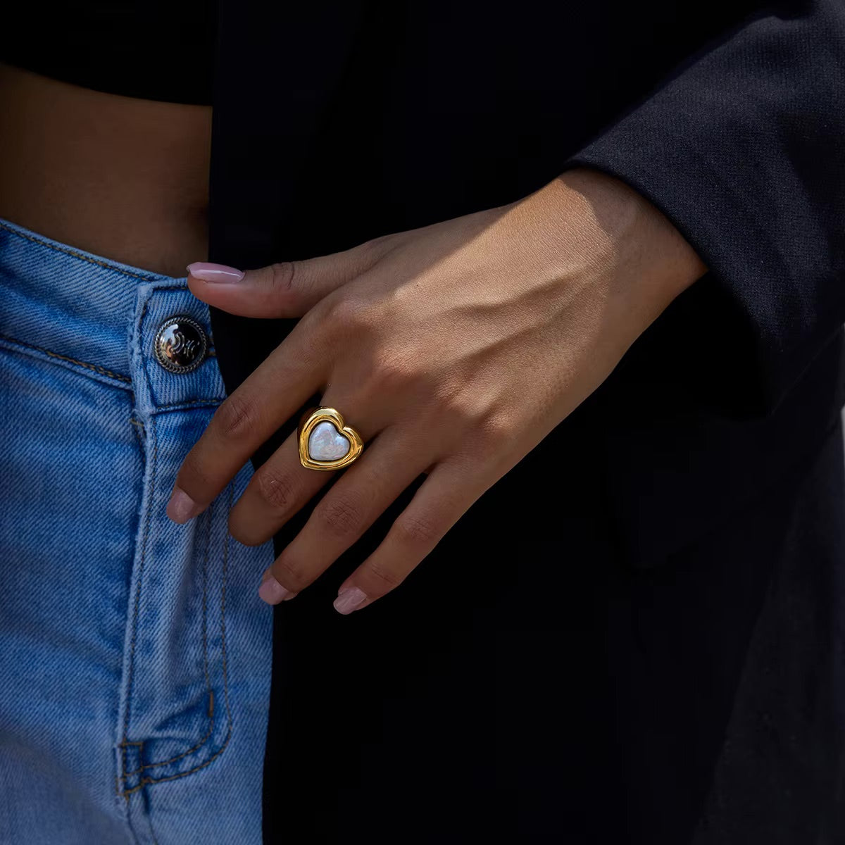 Amora Heart Ring