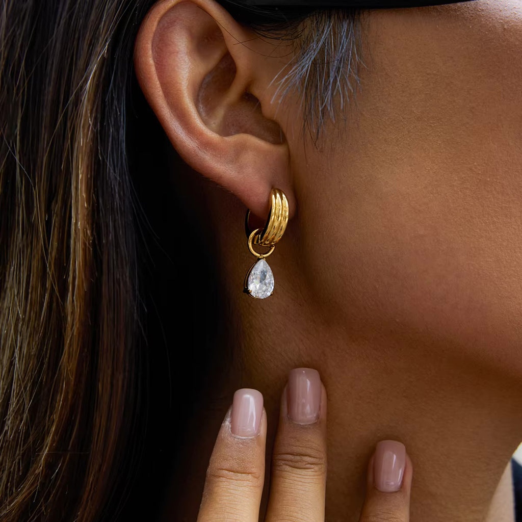 Orélia Drop Earrings