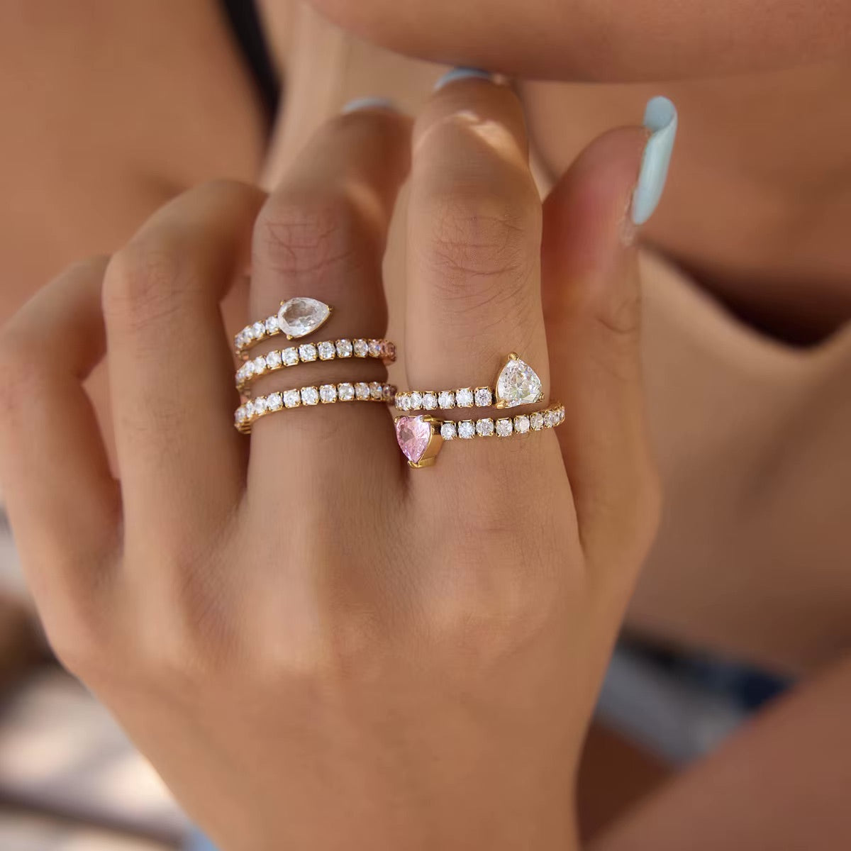 Lunara Roséa Spiral Zircon Ring