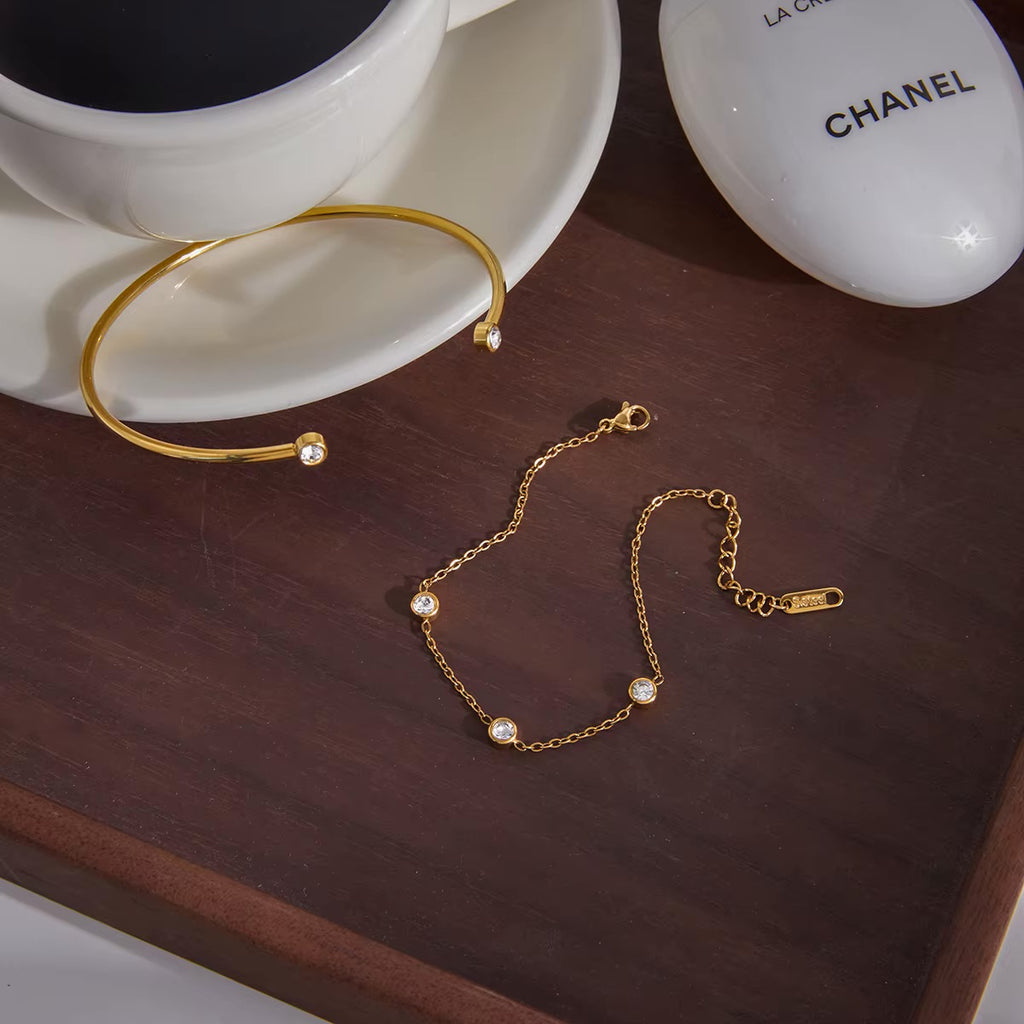 Celestelle Bracelet Set