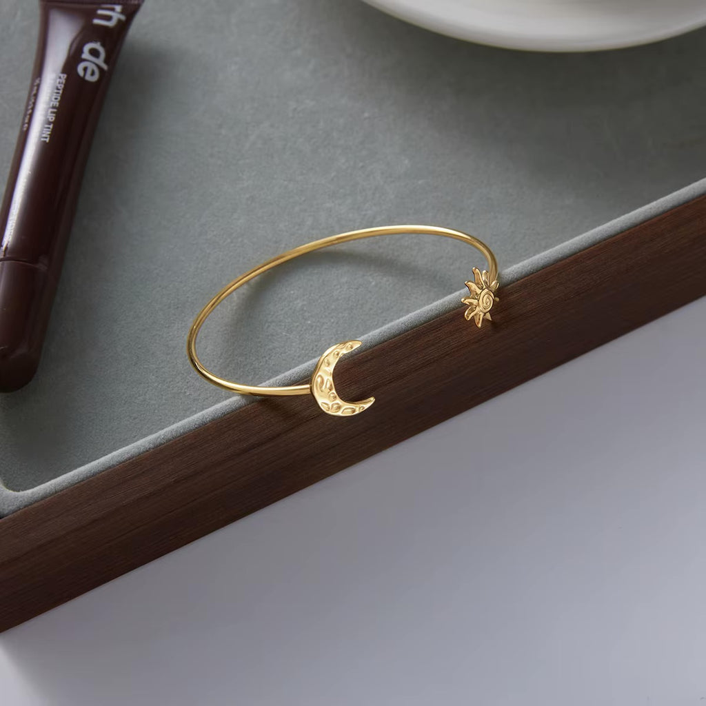Soluné Celestial Bangle