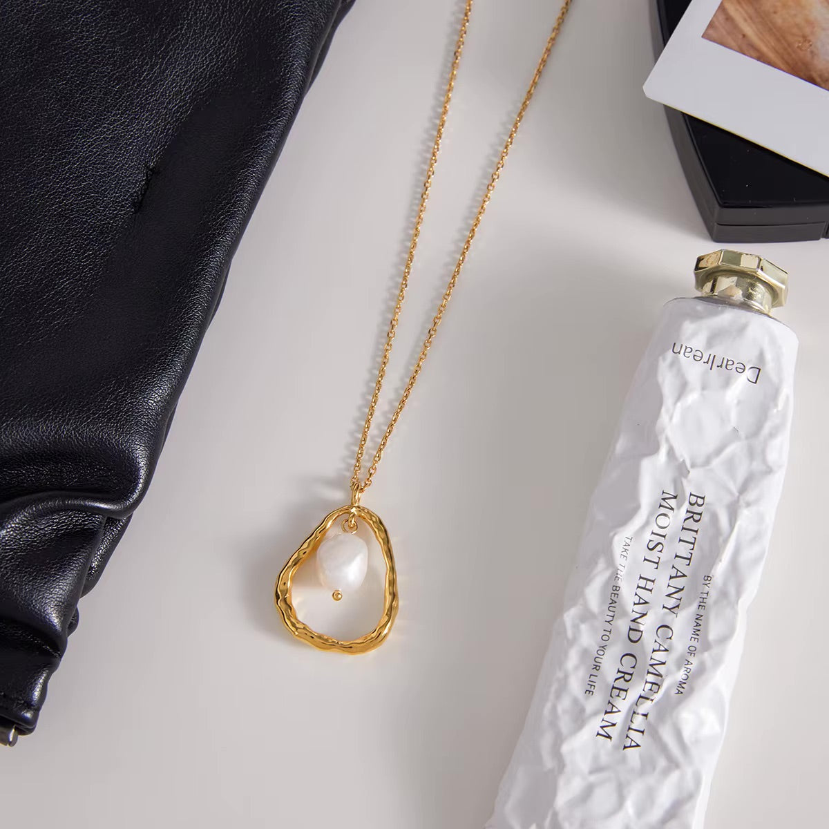 Kaia Pearl Necklace