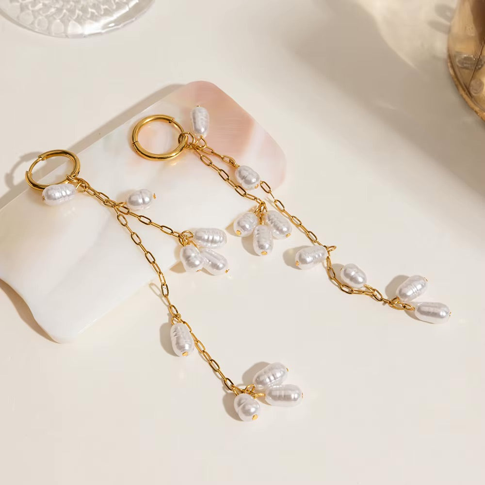 Elara Pearl Drop Earrings
