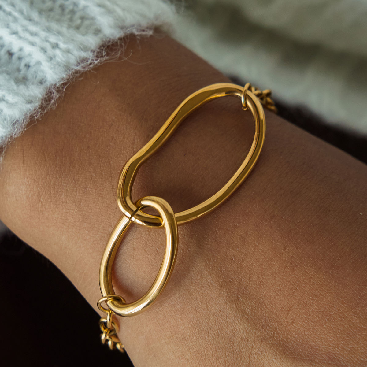 Aurelink Statement Bracelet