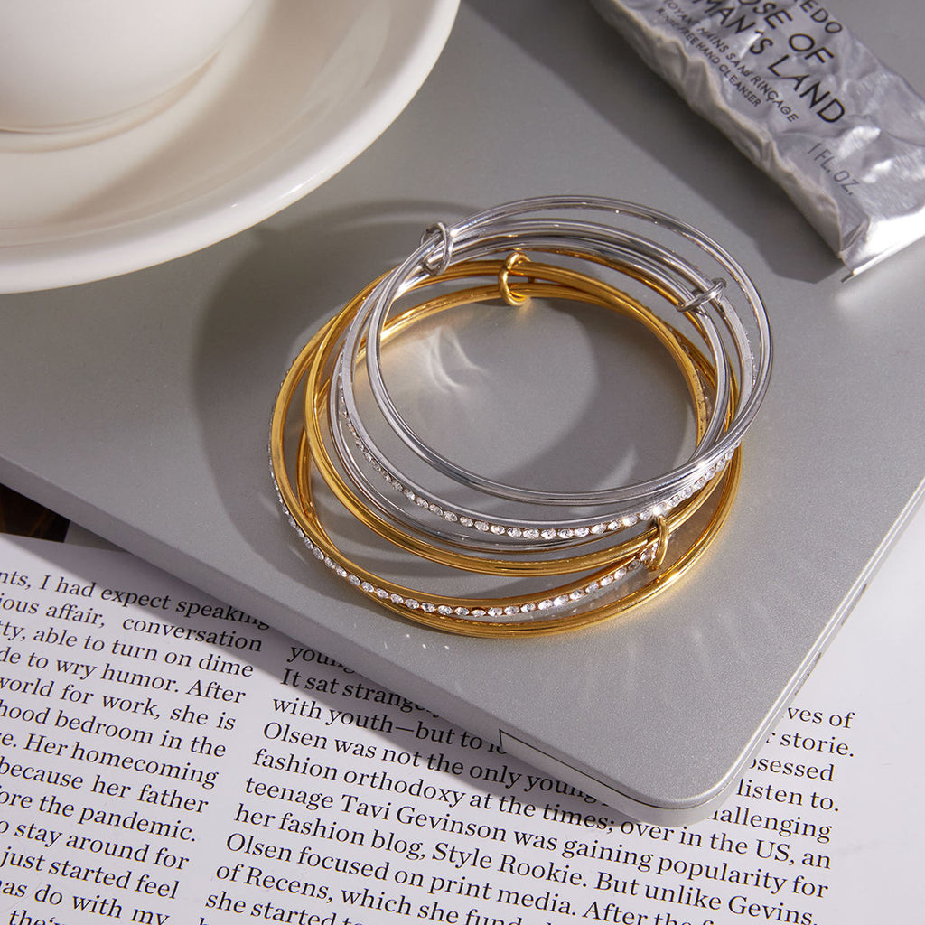 Veloura Bangle – Silver